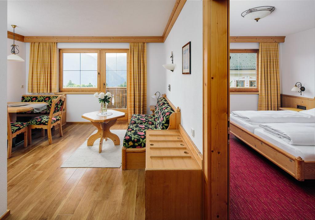 Appartements Maria Theresia Serfaus Buitenkant foto